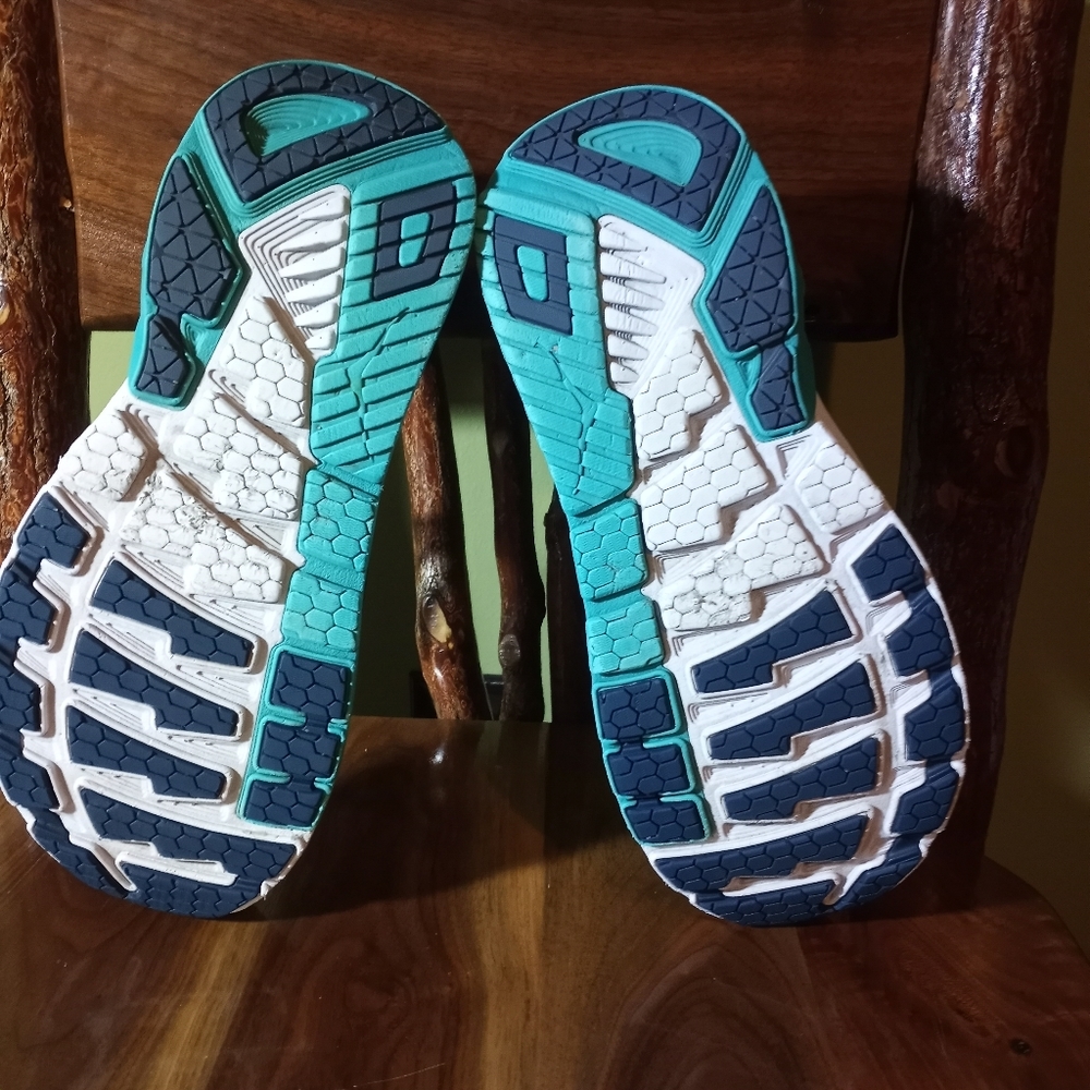 Ahari 2 MensHoka One One Shoes - Picture 3 of 10